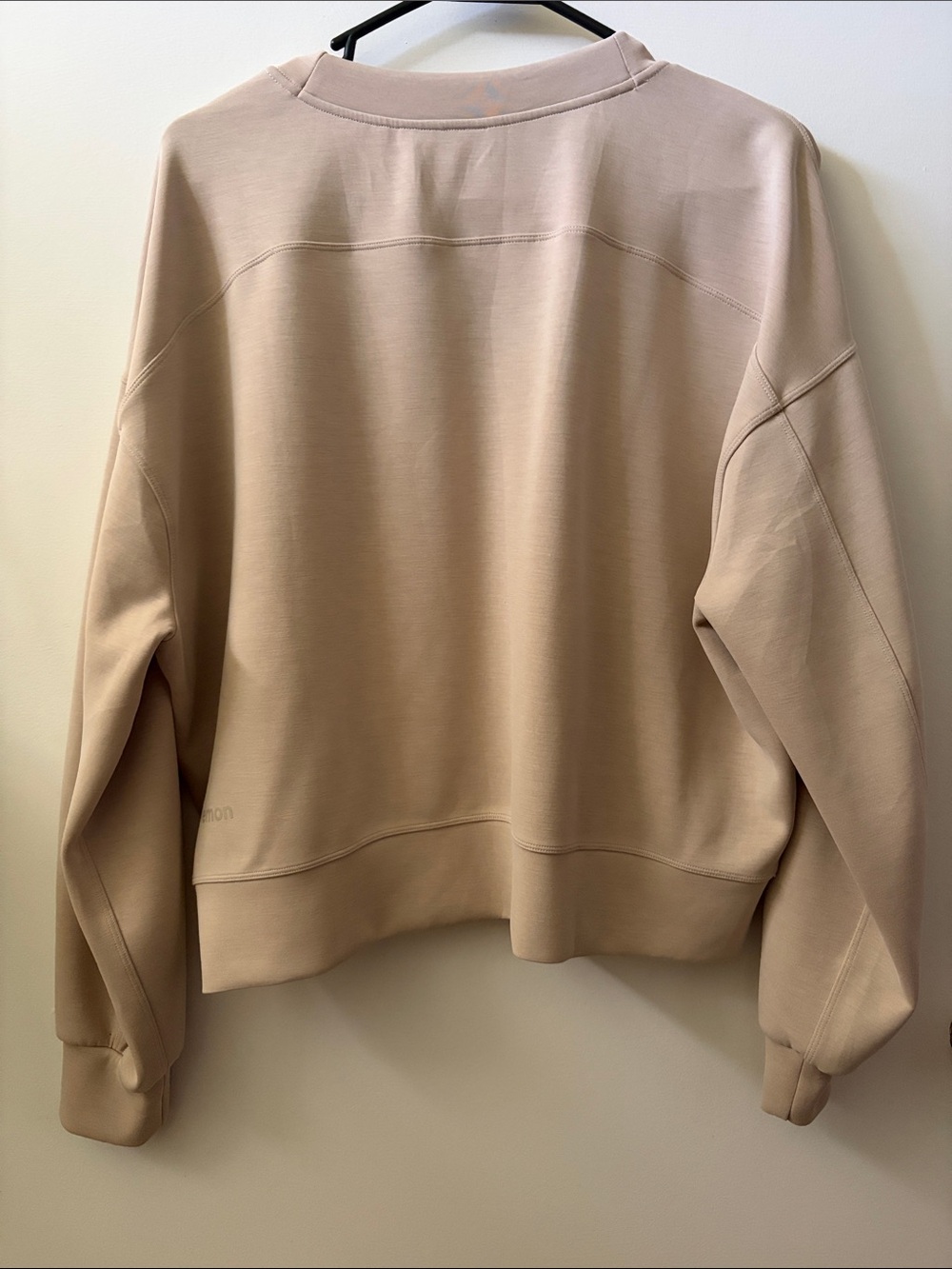 lululemon athletica x Philadelphia Eagles Neutral Beige Boxy Crewneck Sweatshirt - Picture 3 of 7